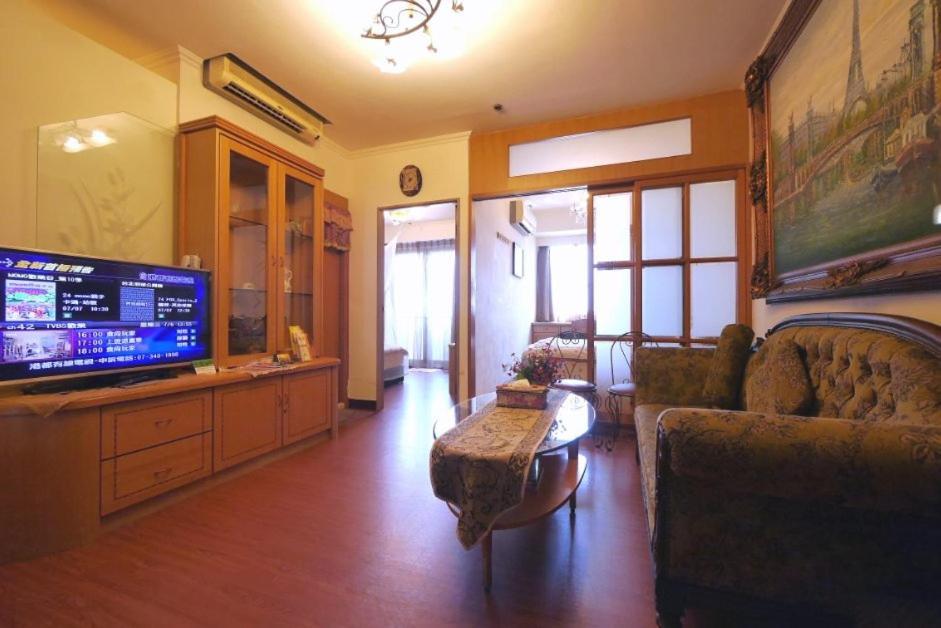 Апартаменты Jia Jia House Гаосюн Экстерьер фото