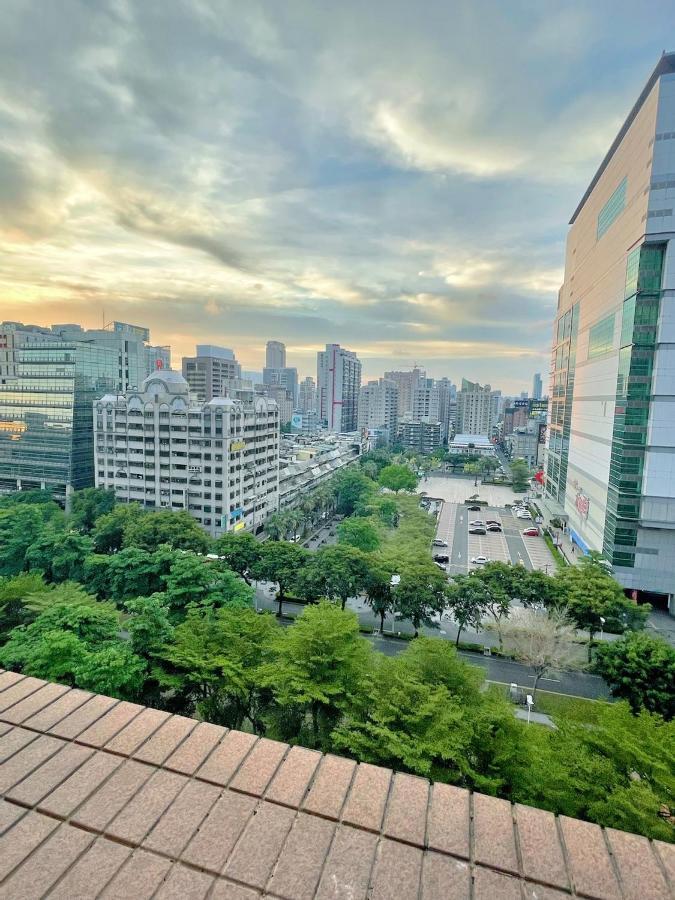 Апартаменты Jia Jia House Гаосюн Экстерьер фото