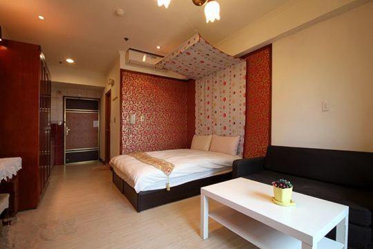 Апартаменты Jia Jia House Гаосюн Экстерьер фото